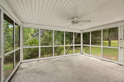 10 Farview Terrace, Airmont, NY 10901 - Photo 12