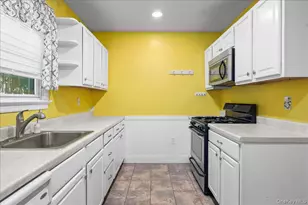169 Dupont Ave, Newburgh, NY 12550 - Photo 4