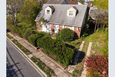 2216 Brooklyn Avenue, Merrick, NY 11566 - Photo 2