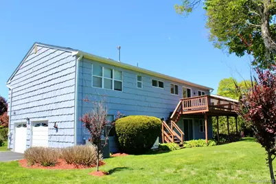 27 Skyview Lane, New Rochelle, NY 10804 - Photo 4