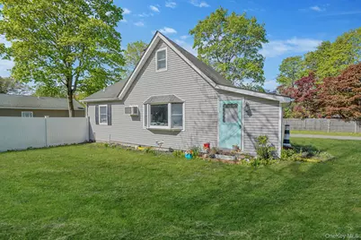 38 Nymph Road, Rocky Point, NY 11778 - Photo 2