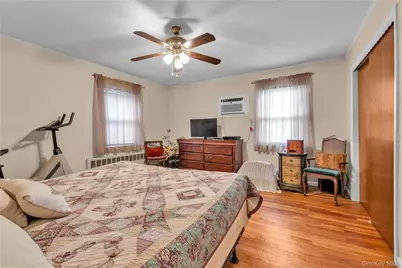 275 New Hyde Park Road, Garden City, NY 11530 - Photo 12