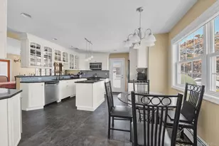 418 Parker Ave, Levittown, NY 11756 - Photo 2