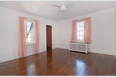 233 Kneeland Avenue, Yonkers, NY 10705 - Photo 34
