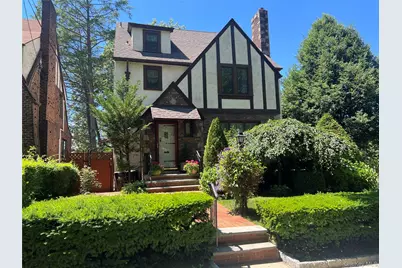 233 Kneeland Avenue, Yonkers, NY 10705 - Photo 1