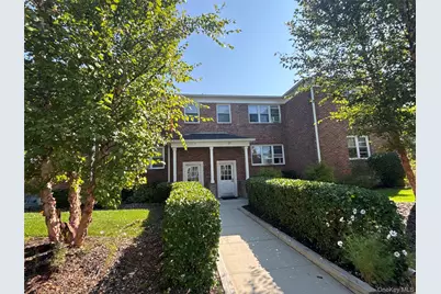 37 Spruce Street #3, Great Neck, NY 11021 - Photo 1