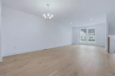 4010 Chestnut Ridge Road, Fishkill, NY 12524 - Photo 10