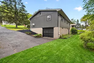 25 Kings Dr, Newburgh, NY 12589 - Photo 36