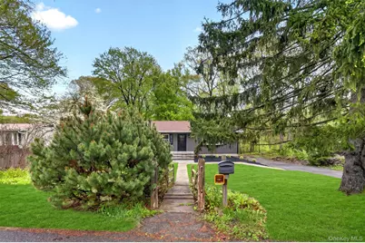 25 Kings Drive, Newburgh, NY 12589 - Photo 2