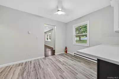 25 Kings Drive, Newburgh, NY 12589 - Photo 18