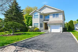 13 Sheppard St, Glen Head, NY 11545 - Photo 30