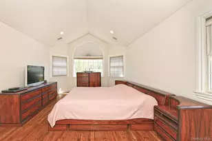 13 Sheppard St, Glen Head, NY 11545 - Photo 18