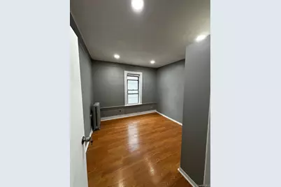 2515 Holland Avenue, Bronx, NY 10467 - Photo 18