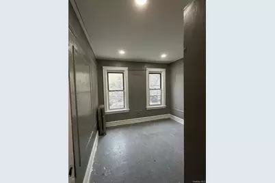 2515 Holland Avenue, Bronx, NY 10467 - Photo 10