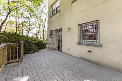 5629 Sylvan Avenue, Bronx, NY 10471 - Photo 16