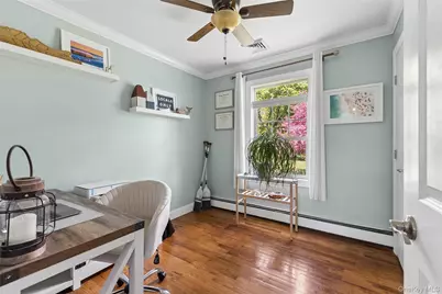 1039 Middle Road, Riverhead, NY 11901 - Photo 20