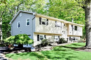 3 Durham Ln, Suffern, NY 10901 - Photo 32