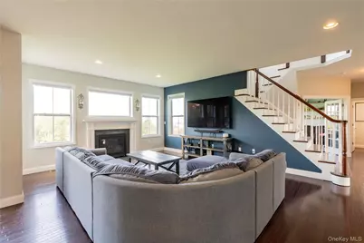 58 Ridgeline Drive, Poughkeepsie, NY 12603 - Photo 8