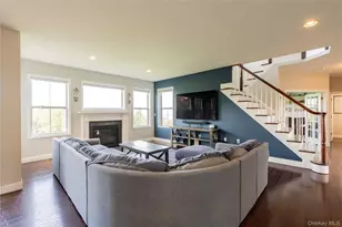 58 Ridgeline Dr, Poughkeepsie, NY 12603 - Photo 8