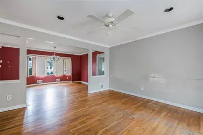 2 Seley Cross, Islip Terrace, NY 11752 - Photo 12