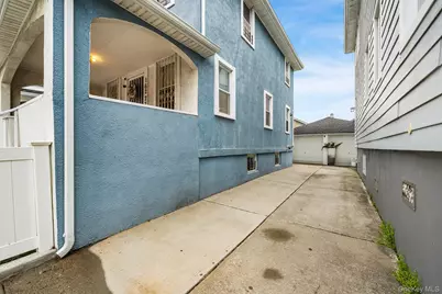 162 Beach 27th Street, Far Rockaway, NY 11691 - Photo 18