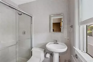 41 Robert Cir, Syosset, NY 11791 - Photo 36