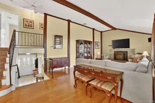 984 Fox Meadow Rd, Yorktown Heights, NY 10598 - Photo 14