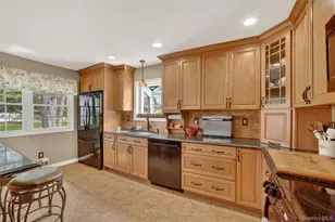 984 Fox Meadow Rd, Yorktown Heights, NY 10598 - Photo 16