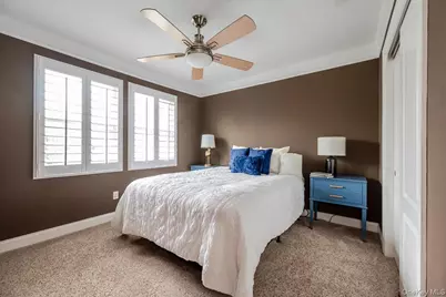 6 Villa Promenade, Bay Shore, NY 11706 - Photo 16