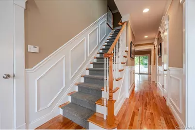 6 Villa Promenade, Bay Shore, NY 11706 - Photo 10