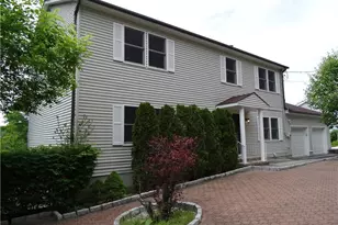 30 Mortimer Terrace, White Plains, NY 10607 - Photo 2