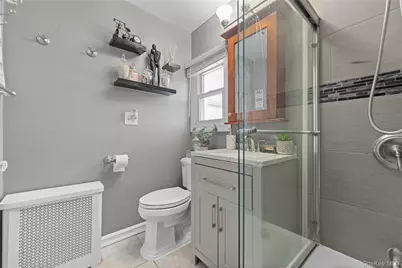 3184 Baisley Avenue, Bronx, NY 10465 - Photo 10
