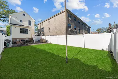 3184 Baisley Avenue, Bronx, NY 10465 - Photo 22
