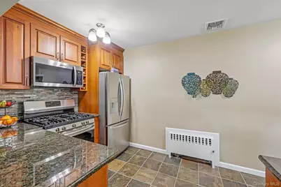 23 Berwick Road, Hewlett, NY 11557 - Photo 16