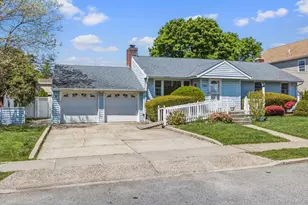 168 Lenox Ave, Uniondale, NY 11553 - Photo 2