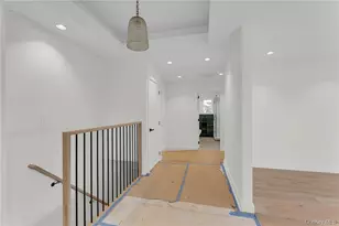 225 Hilltop St, Mahopac, NY 10541 - Photo 14