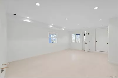 225 Hilltop Street, Mahopac, NY 10541 - Photo 32