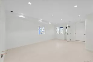 225 Hilltop St, Mahopac, NY 10541 - Photo 32