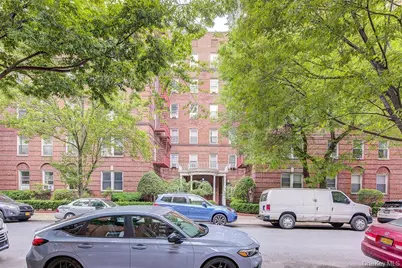 111-39 76th Road #D1, Forest Hills, NY 11375 - Photo 16
