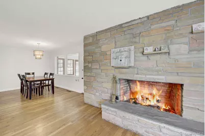 28 Picardy Lane, Syosset, NY 11791 - Photo 16