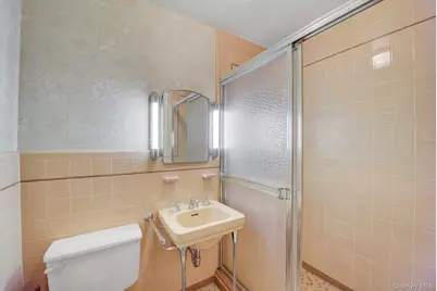 28 Picardy Lane, Syosset, NY 11791 - Photo 26