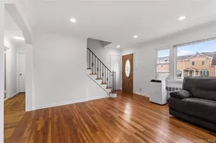 14 Evans Ave, Albertson, NY 11507 - Photo 6