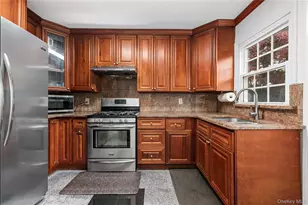 14 Evans, Albertson, NY 11507 - Photo 10
