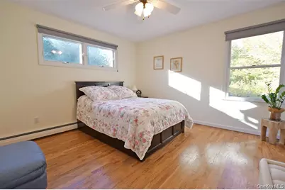 64 Glen Road, Calverton, NY 11933 - Photo 22