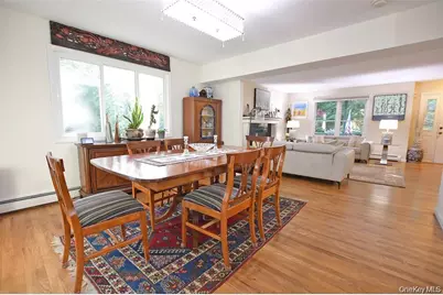 64 Glen Road, Calverton, NY 11933 - Photo 12