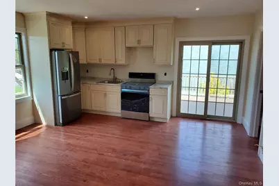 529 Maple Avenue #Second Floor, Uniondale, NY 11553 - Photo 4