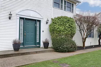 11 Mariner Way, Monsey, NY 10952 - Photo 2