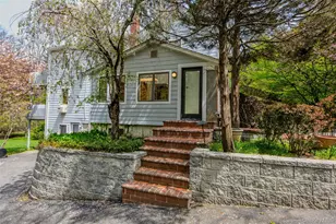 81 Old Post Rd, East Setauket, NY 11733 - Photo 4