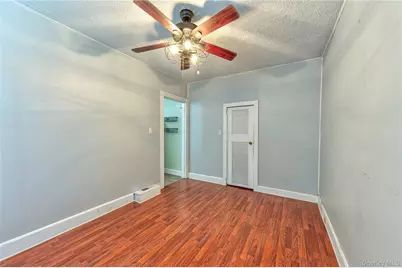 40 Bayside Avenue, Oyster Bay, NY 11771 - Photo 6