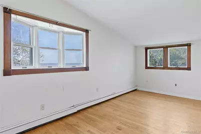 4 Shore Road, Bellport, NY 11713 - Photo 18